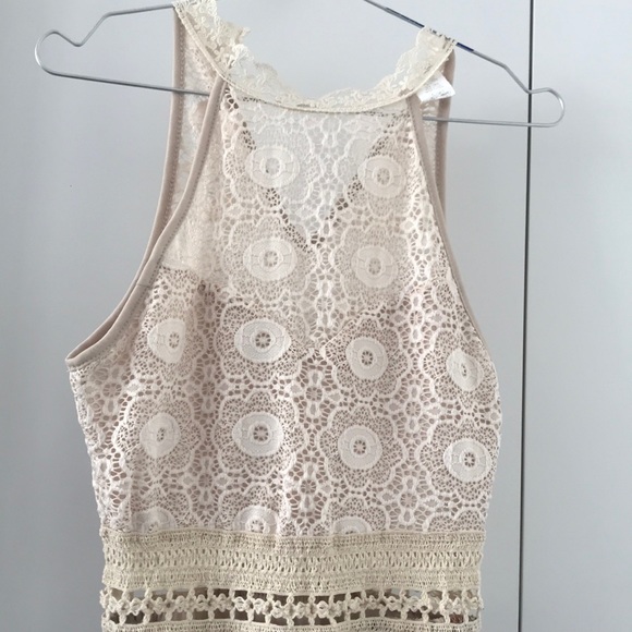 Lace floral dress size medium - Picture 4 of 10